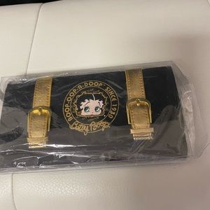 Bettyboop brand new gold and black wallet